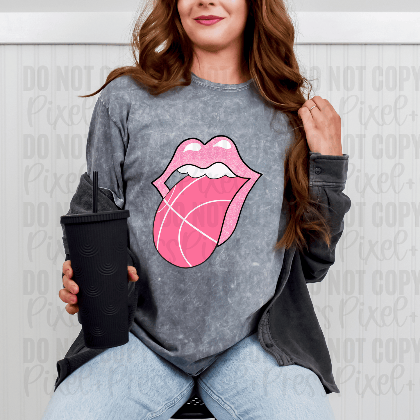 Sports Lips Graphic Tee – Sporty & Bold